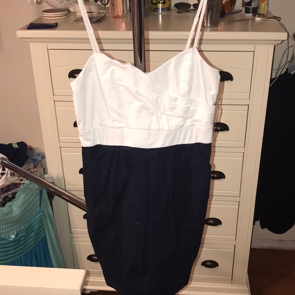 White and blue fitted dress